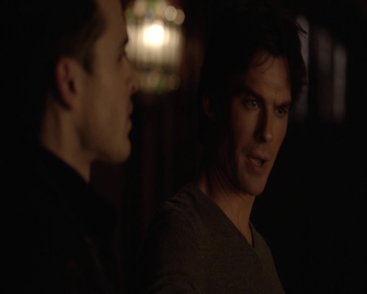 VampireDiariesWorld-dot-nl_7x22GodsAndMonsters-deletedscenes0006.jpg