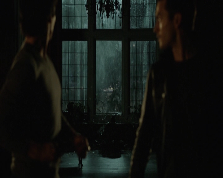 VampireDiariesWorld-dot-nl_7x22GodsAndMonsters-deletedscenes0040.jpg