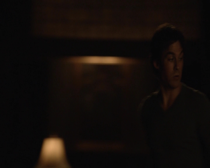 VampireDiariesWorld-dot-nl_7x22GodsAndMonsters-deletedscenes0041.jpg