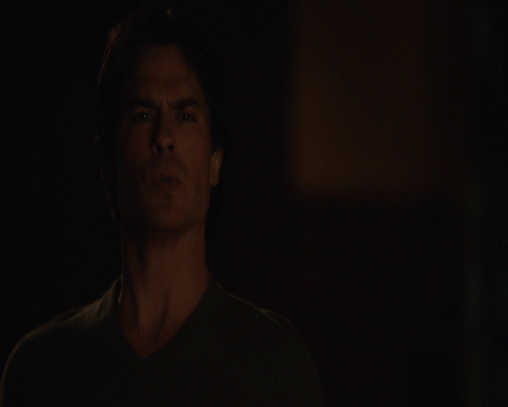 VampireDiariesWorld-dot-nl_7x22GodsAndMonsters-deletedscenes0048.jpg