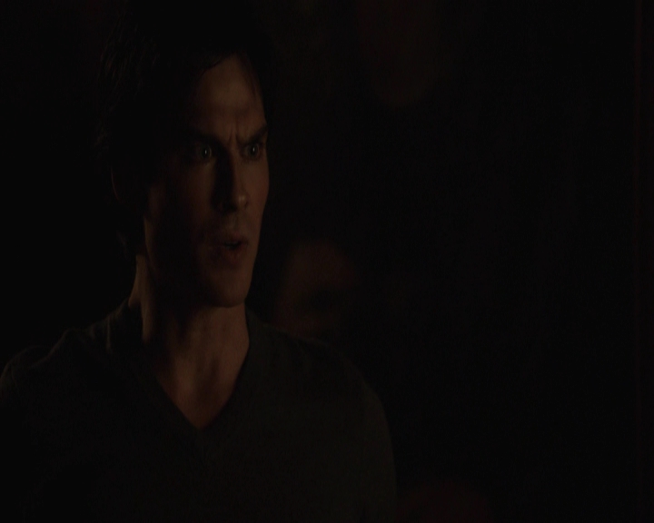 VampireDiariesWorld-dot-nl_7x22GodsAndMonsters-deletedscenes0050.jpg