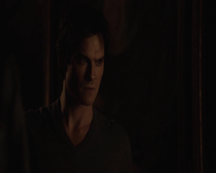 VampireDiariesWorld-dot-nl_7x22GodsAndMonsters-deletedscenes0064.jpg