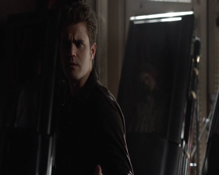 VampireDiariesWorld-dot-nl_7x22GodsAndMonsters-deletedscenes0098.jpg