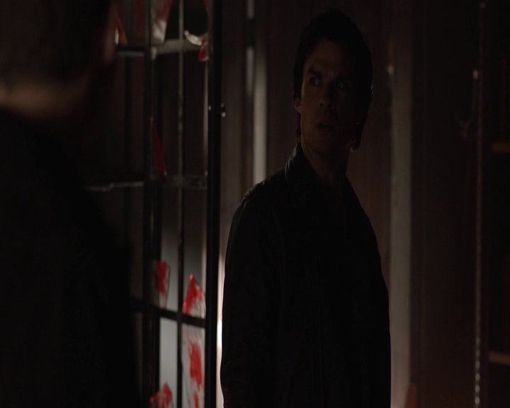 VampireDiariesWorld-dot-nl_7x22GodsAndMonsters-deletedscenes0100.jpg