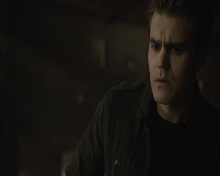 VampireDiariesWorld-dot-nl_7x22GodsAndMonsters-deletedscenes0116.jpg