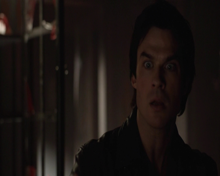 VampireDiariesWorld-dot-nl_7x22GodsAndMonsters-deletedscenes0122.jpg