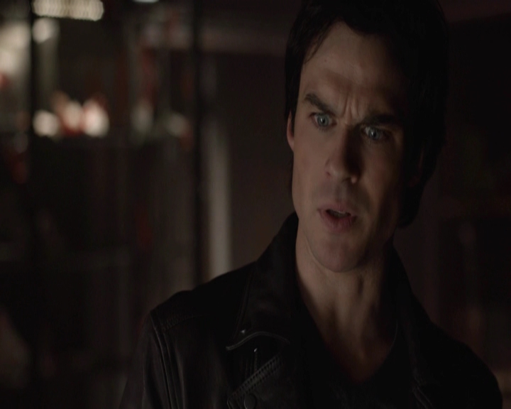 VampireDiariesWorld-dot-nl_7x22GodsAndMonsters-deletedscenes0130.jpg