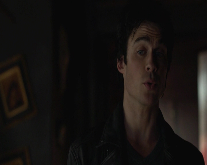 VampireDiariesWorld-dot-nl_7x22GodsAndMonsters-deletedscenes0165.jpg