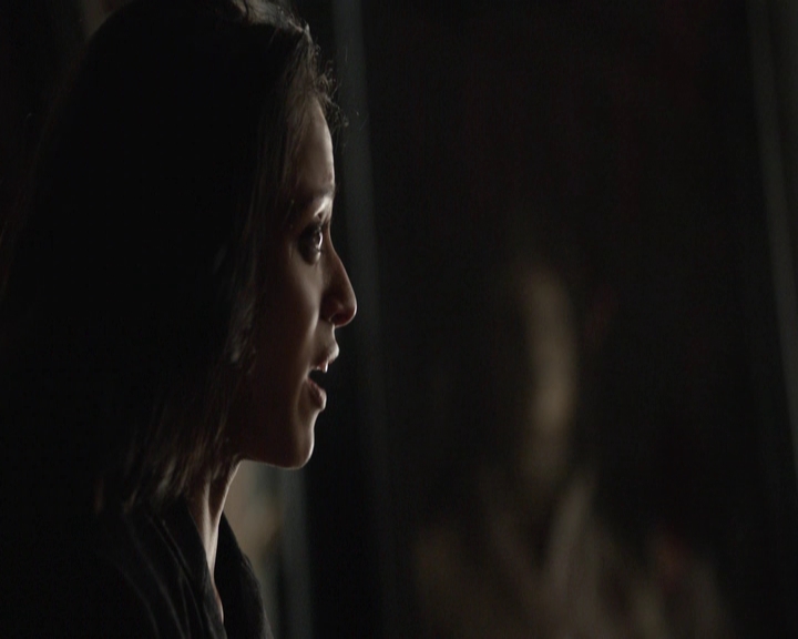 VampireDiariesWorld-dot-nl_7x22GodsAndMonsters-deletedscenes0174.jpg