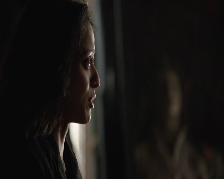 VampireDiariesWorld-dot-nl_7x22GodsAndMonsters-deletedscenes0175.jpg