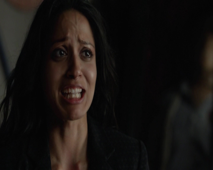 VampireDiariesWorld-dot-nl_7x22GodsAndMonsters-deletedscenes0199.jpg