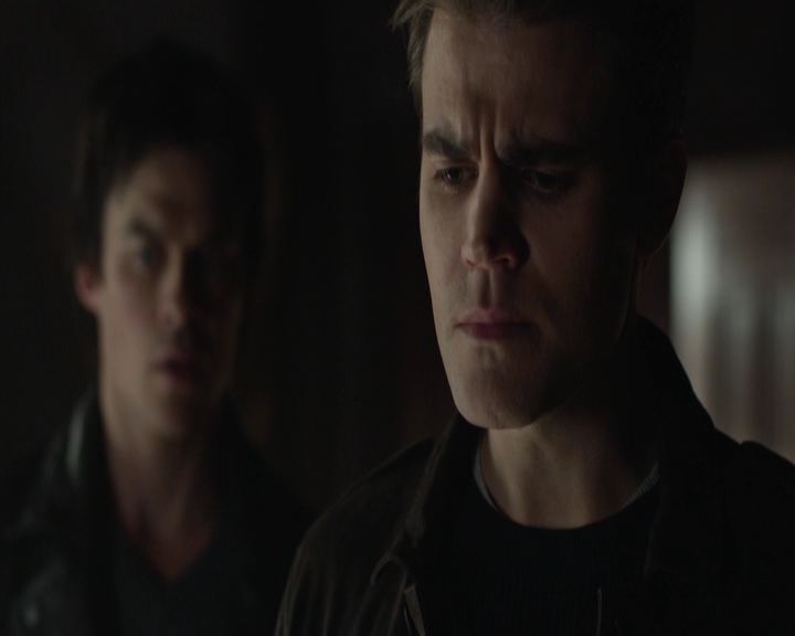 VampireDiariesWorld-dot-nl_7x22GodsAndMonsters-deletedscenes0270.jpg