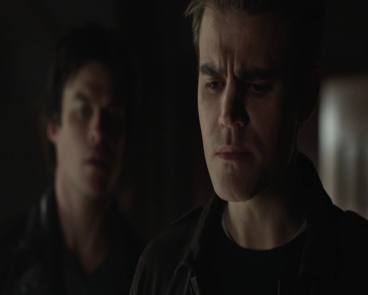 VampireDiariesWorld-dot-nl_7x22GodsAndMonsters-deletedscenes0271.jpg