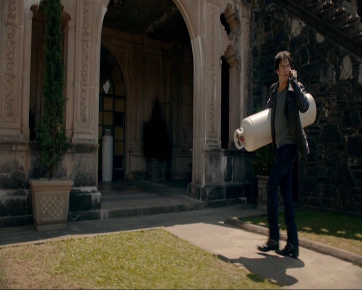 VampireDiariesWorld-dot-nl_7x22GodsAndMonsters0085.jpg