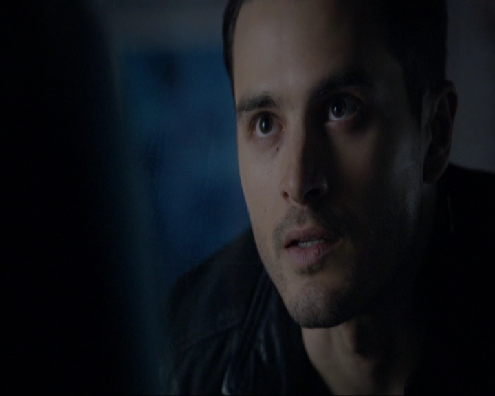 VampireDiariesWorld-dot-nl_7x22GodsAndMonsters0257.jpg
