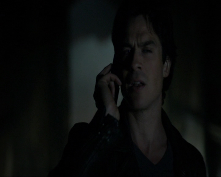 VampireDiariesWorld-dot-nl_7x22GodsAndMonsters1985.jpg