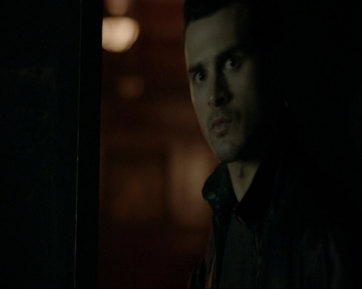 VampireDiariesWorld-dot-nl_7x22GodsAndMonsters2078.jpg