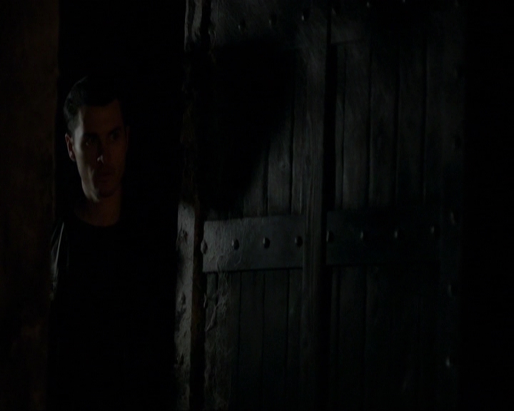 VampireDiariesWorld-dot-nl_7x22GodsAndMonsters2088.jpg