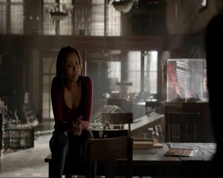 VampireDiariesWorld-dot-nl_7x22GodsAndMonsters2169.jpg