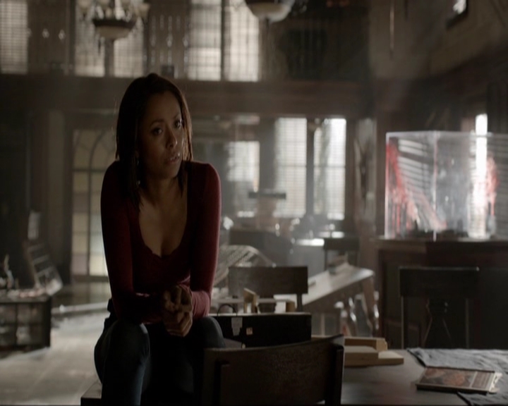 VampireDiariesWorld-dot-nl_7x22GodsAndMonsters2170.jpg