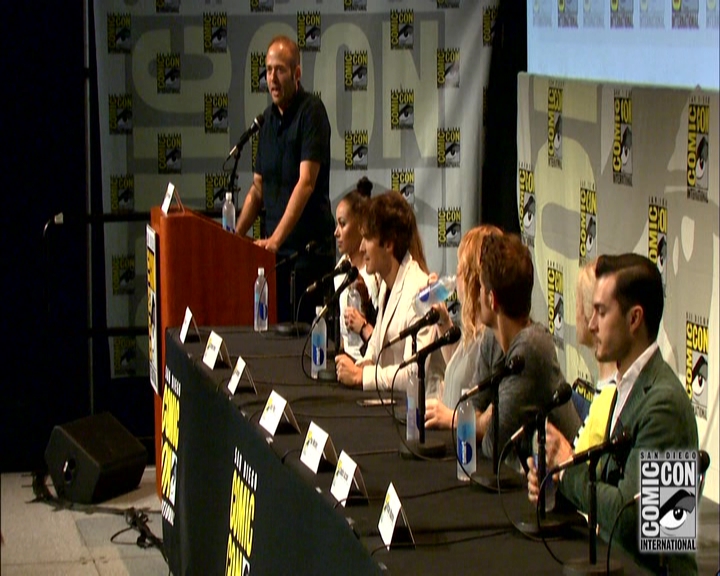 VampireDiariesWorld-dot-nl_S7-dvdextra-2015ComicConPanel0090.jpg