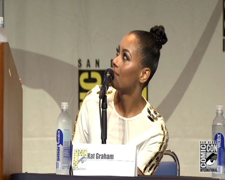 VampireDiariesWorld-dot-nl_S7-dvdextra-2015ComicConPanel0231.jpg