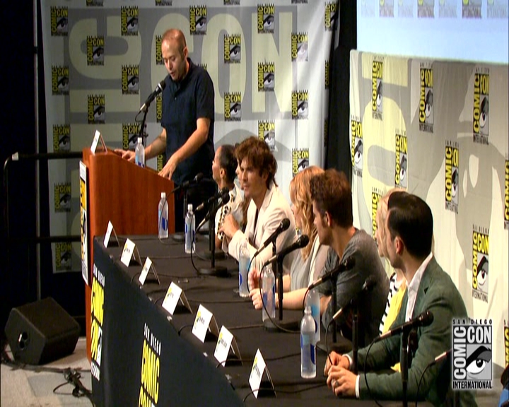 VampireDiariesWorld-dot-nl_S7-dvdextra-2015ComicConPanel0239.jpg