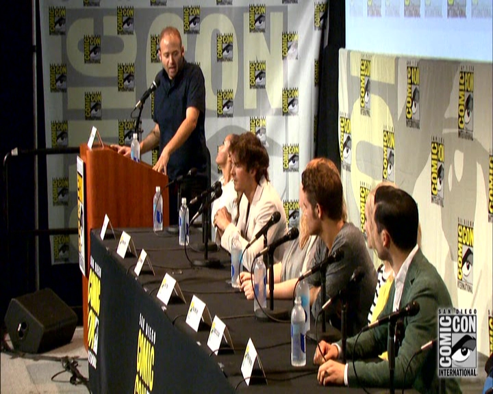 VampireDiariesWorld-dot-nl_S7-dvdextra-2015ComicConPanel0241.jpg