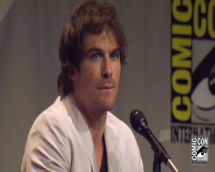 VampireDiariesWorld-dot-nl_S7-dvdextra-2015ComicConPanel0295.jpg