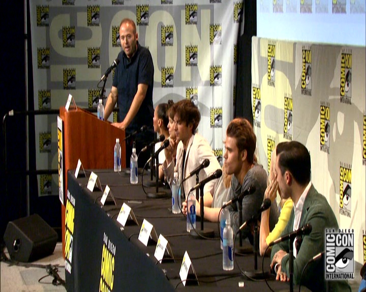 VampireDiariesWorld-dot-nl_S7-dvdextra-2015ComicConPanel0481.jpg