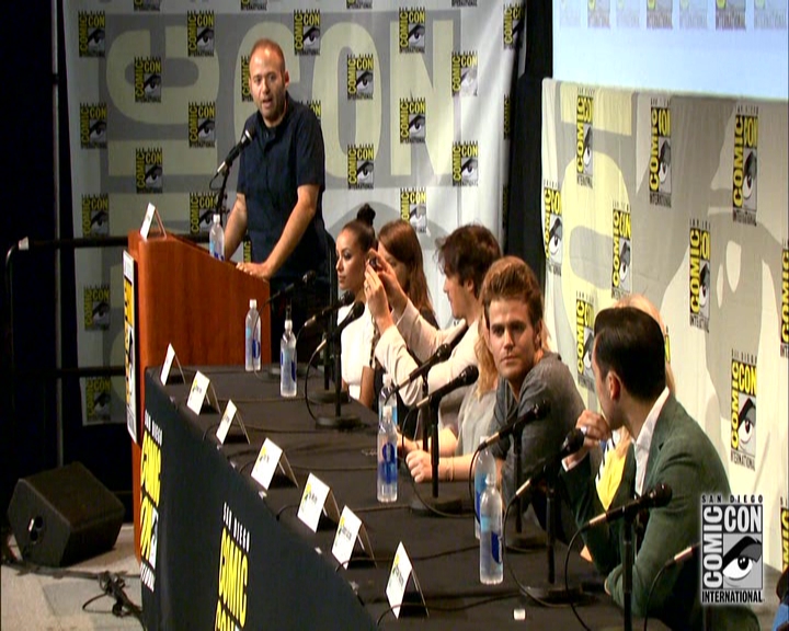 VampireDiariesWorld-dot-nl_S7-dvdextra-2015ComicConPanel0492.jpg