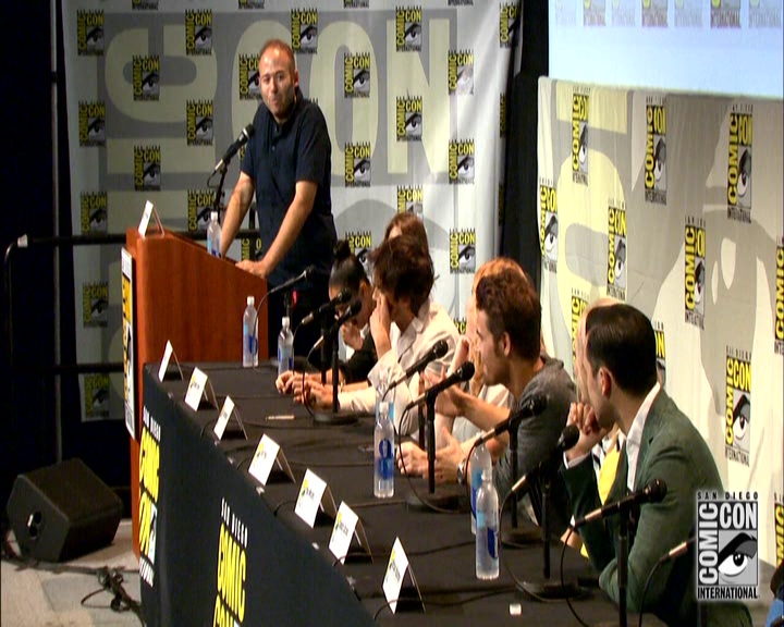 VampireDiariesWorld-dot-nl_S7-dvdextra-2015ComicConPanel0536.jpg