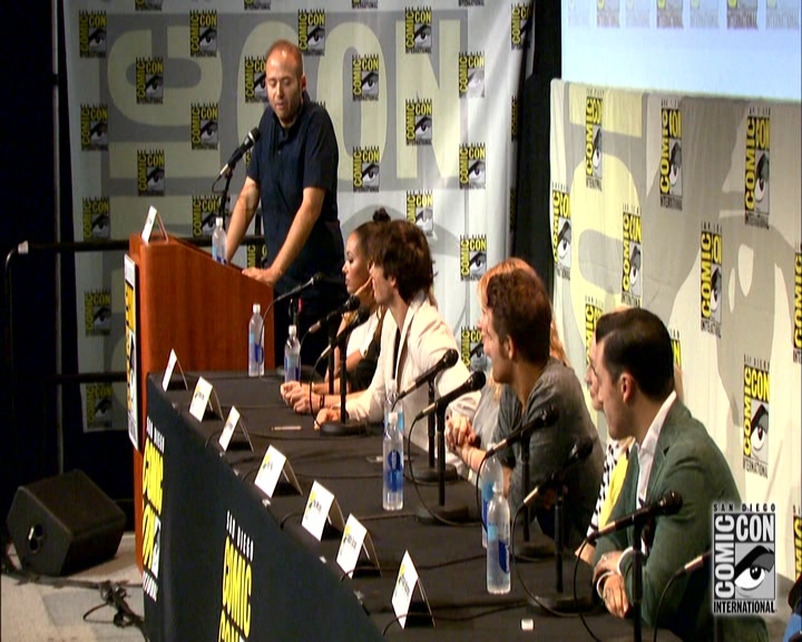 VampireDiariesWorld-dot-nl_S7-dvdextra-2015ComicConPanel0549.jpg