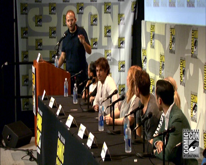 VampireDiariesWorld-dot-nl_S7-dvdextra-2015ComicConPanel0592.jpg