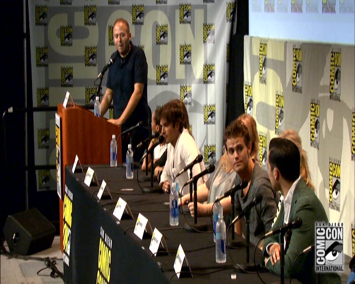 VampireDiariesWorld-dot-nl_S7-dvdextra-2015ComicConPanel0594.jpg