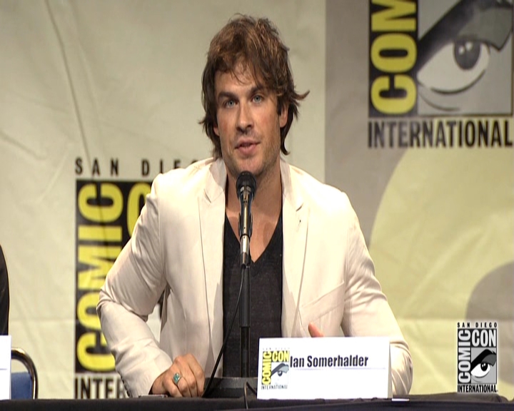 VampireDiariesWorld-dot-nl_S7-dvdextra-2015ComicConPanel0703.jpg