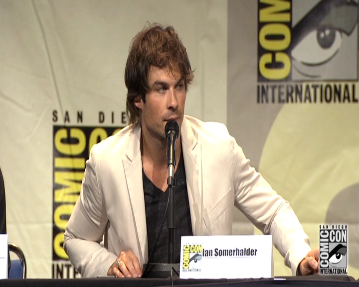 VampireDiariesWorld-dot-nl_S7-dvdextra-2015ComicConPanel0725.jpg