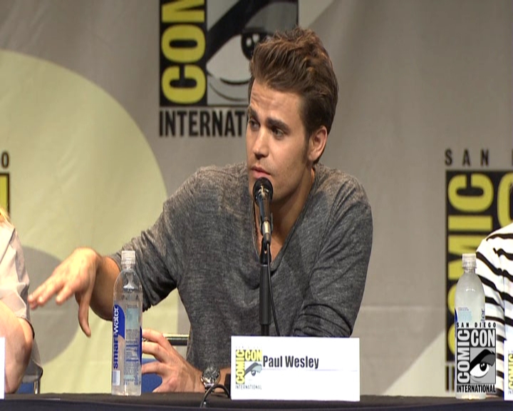 VampireDiariesWorld-dot-nl_S7-dvdextra-2015ComicConPanel0746.jpg