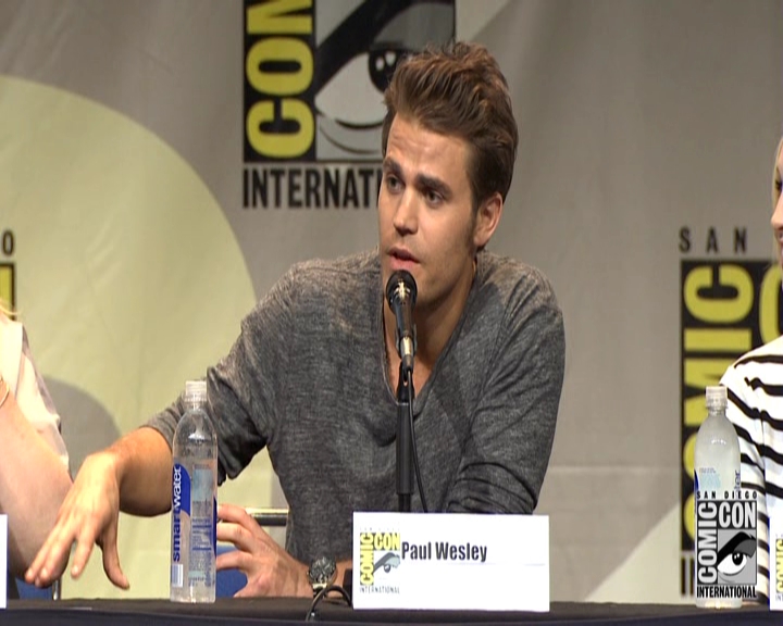 VampireDiariesWorld-dot-nl_S7-dvdextra-2015ComicConPanel0748.jpg