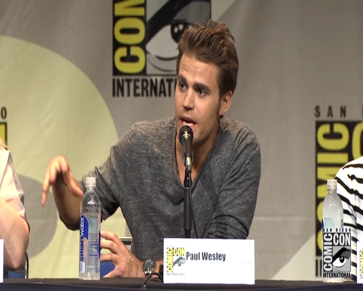 VampireDiariesWorld-dot-nl_S7-dvdextra-2015ComicConPanel0750.jpg