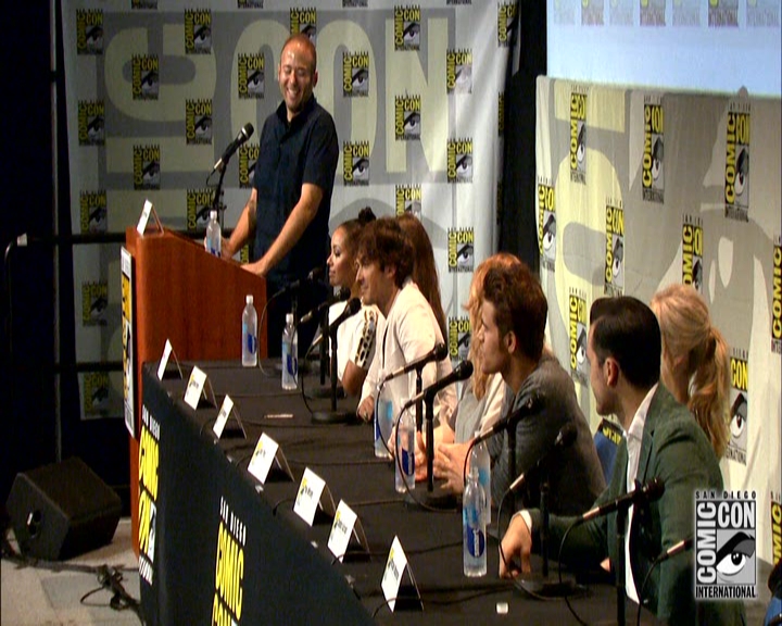 VampireDiariesWorld-dot-nl_S7-dvdextra-2015ComicConPanel0755.jpg