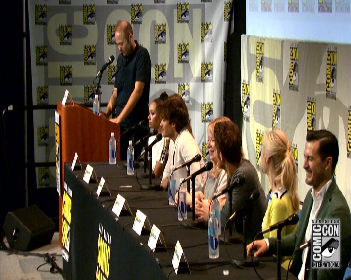 VampireDiariesWorld-dot-nl_S7-dvdextra-2015ComicConPanel0759.jpg