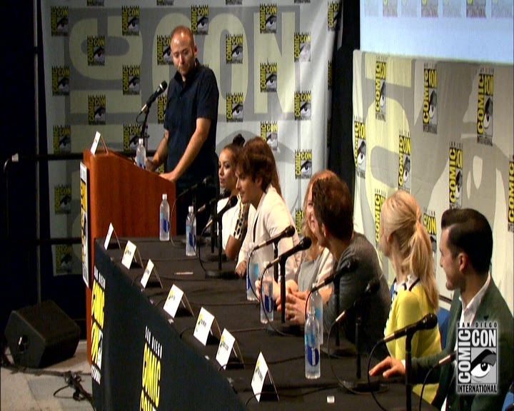 VampireDiariesWorld-dot-nl_S7-dvdextra-2015ComicConPanel0761.jpg