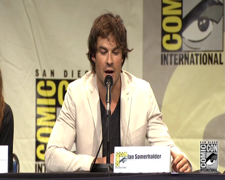 VampireDiariesWorld-dot-nl_S7-dvdextra-2015ComicConPanel0779.jpg