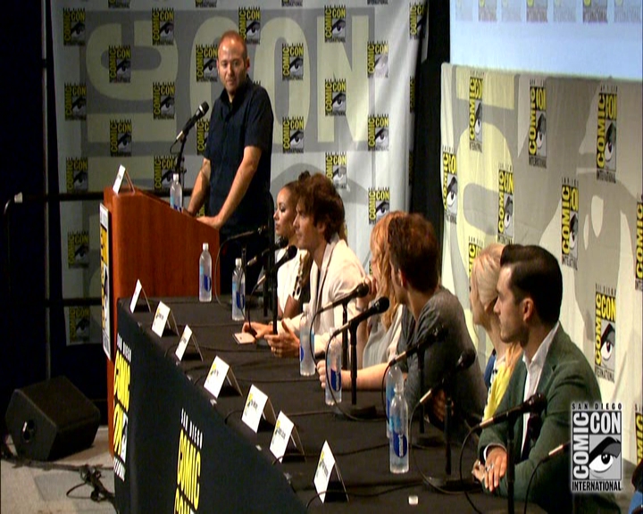 VampireDiariesWorld-dot-nl_S7-dvdextra-2015ComicConPanel0802.jpg