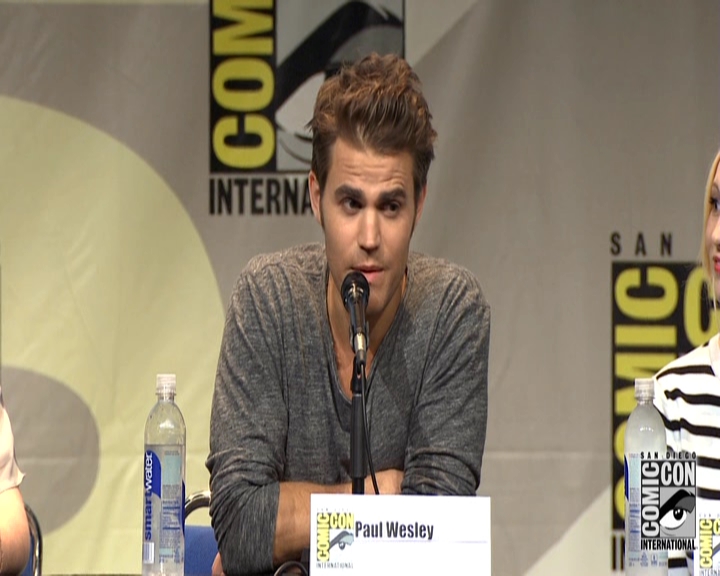 VampireDiariesWorld-dot-nl_S7-dvdextra-2015ComicConPanel0816.jpg