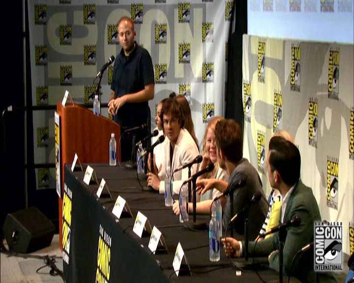 VampireDiariesWorld-dot-nl_S7-dvdextra-2015ComicConPanel0902.jpg