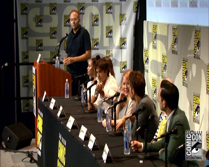 VampireDiariesWorld-dot-nl_S7-dvdextra-2015ComicConPanel0907.jpg