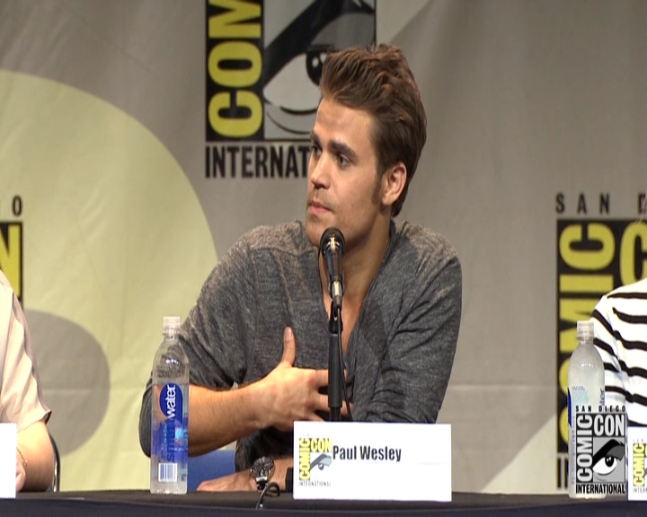 VampireDiariesWorld-dot-nl_S7-dvdextra-2015ComicConPanel0911.jpg