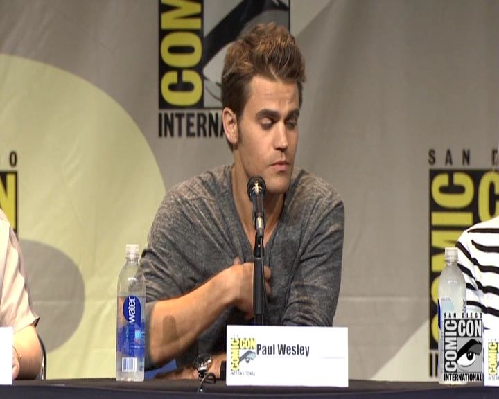 VampireDiariesWorld-dot-nl_S7-dvdextra-2015ComicConPanel0912.jpg